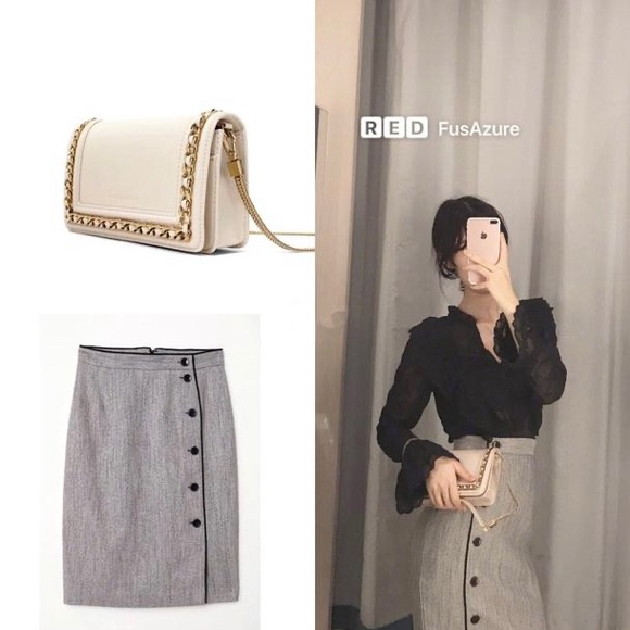 H&M skirt with side buttons - Picture 2 of 9